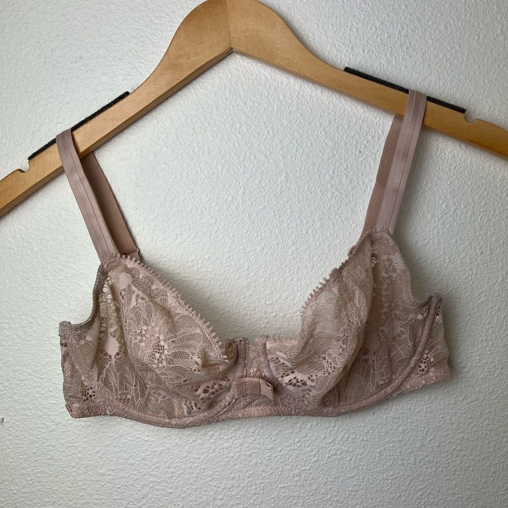 Chantelle Day to Night Lace Unlined Demi Bra size 32 DD - Picture 3 of 8